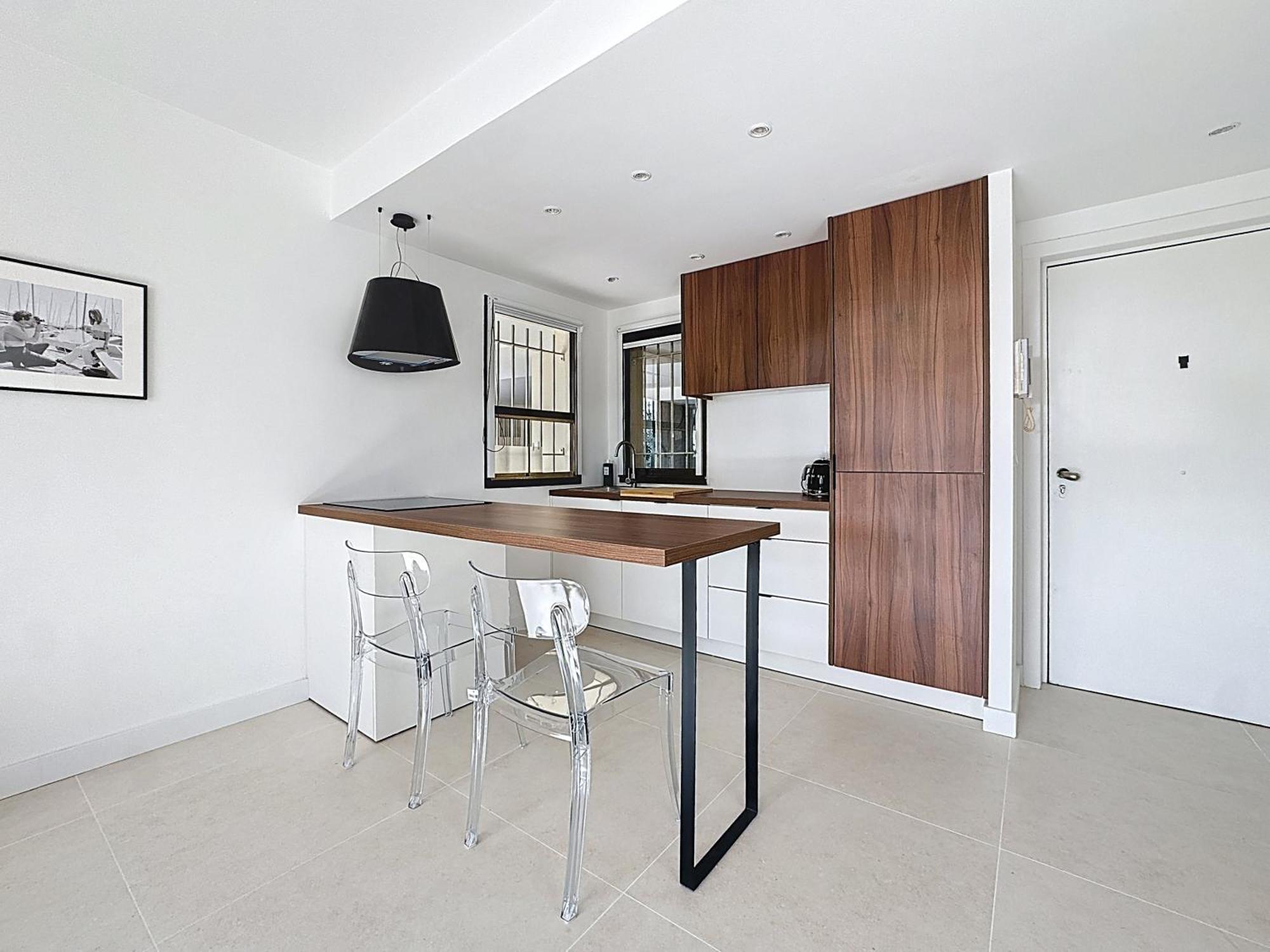 2 Pieces Vue Mer, Piscine, A 2 Pas Des Plages Appartement
